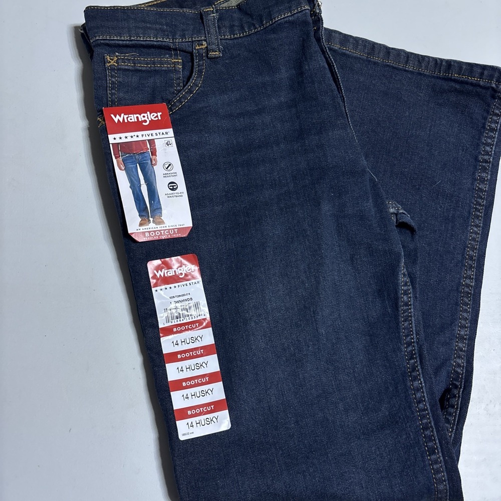 NWT Wrangler Boys Jeans Sz 14 Husky Boot Cut Red 5 Star Adjust to Fit Waist Pant